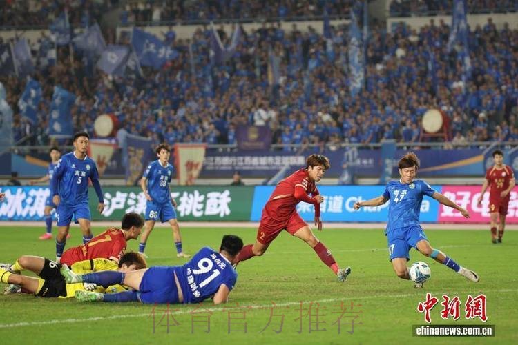 CAL半决赛上演点球大战 宏兴海龙星会师决赛